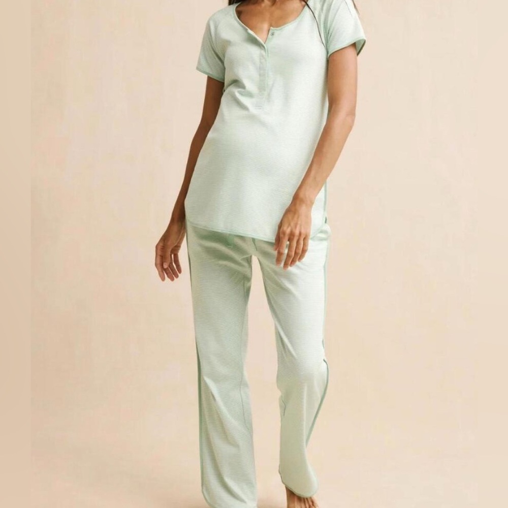 Women's Short Sleeve Henley Pajama Set in Light Mint